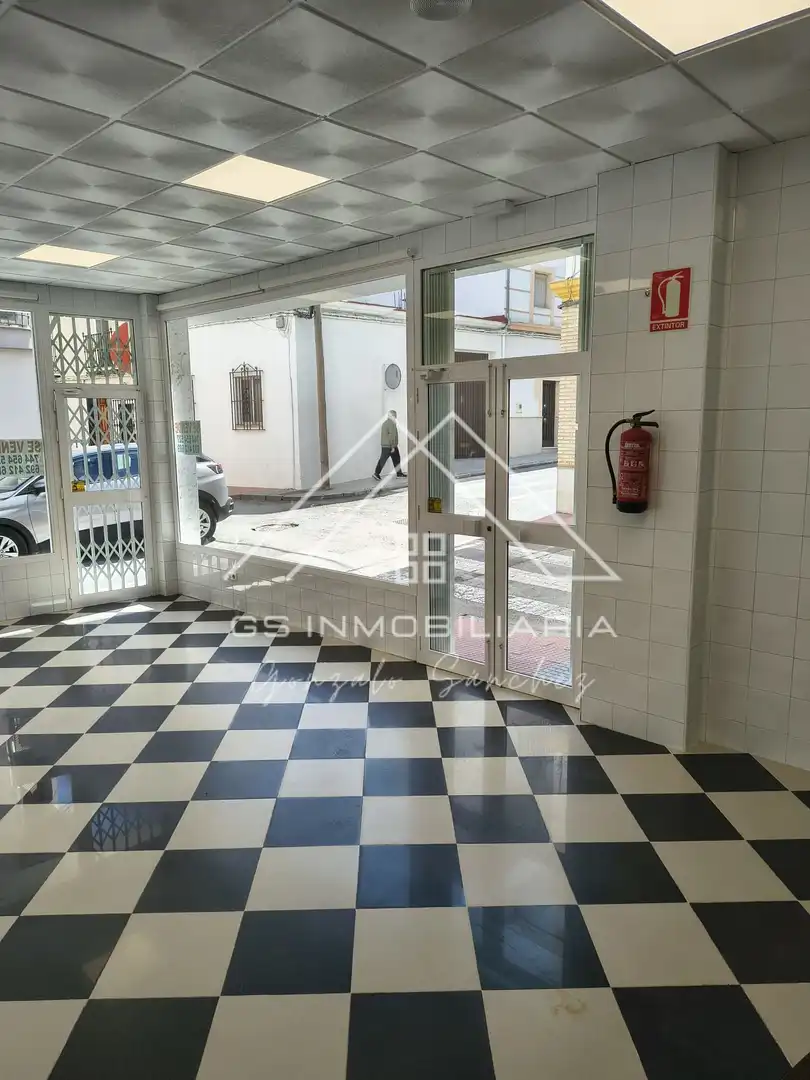 Local comercial en venda a Centro, imagen 3