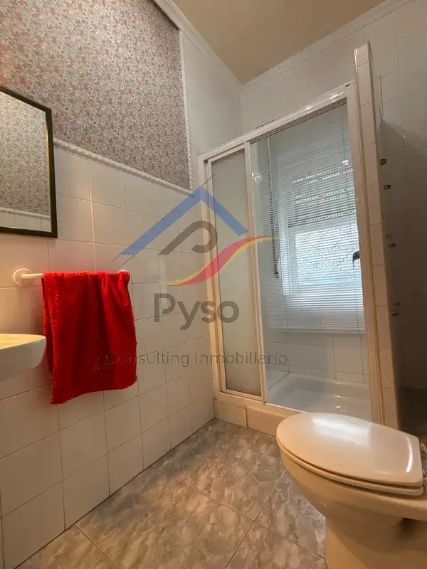 Bany de Casa o xalet en venda en Piélagos amb Calefacció, Jardí privat i Parquet