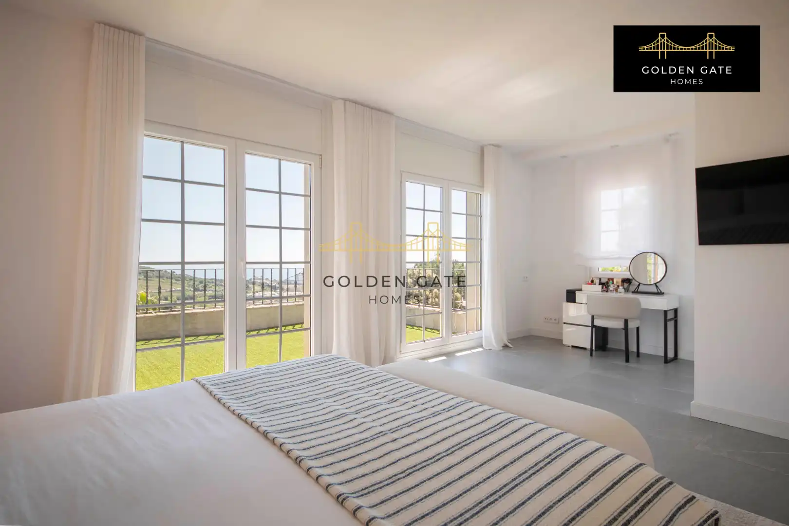 Habitación de Casa o chalet en venta en Badalona con Aire acondicionado, Calefacción y Jardín privado