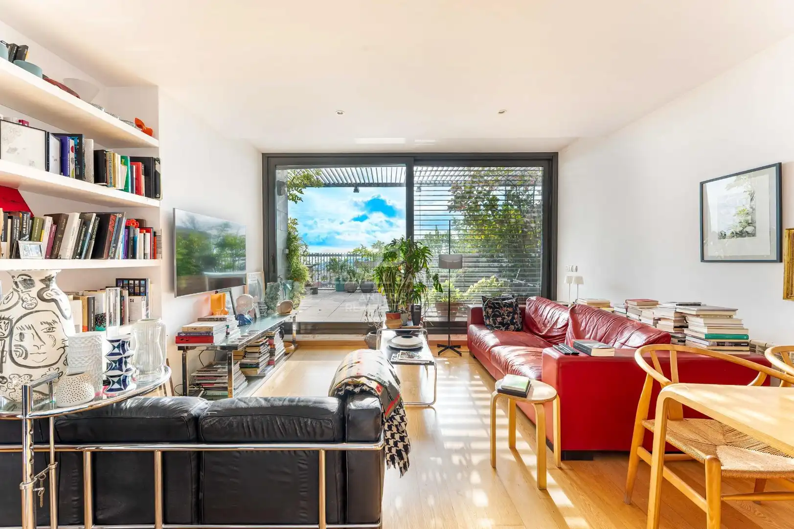 Sala d'estar de Àtic en venda en Barcelona amb Aire condicionat, Calefacció i Parquet