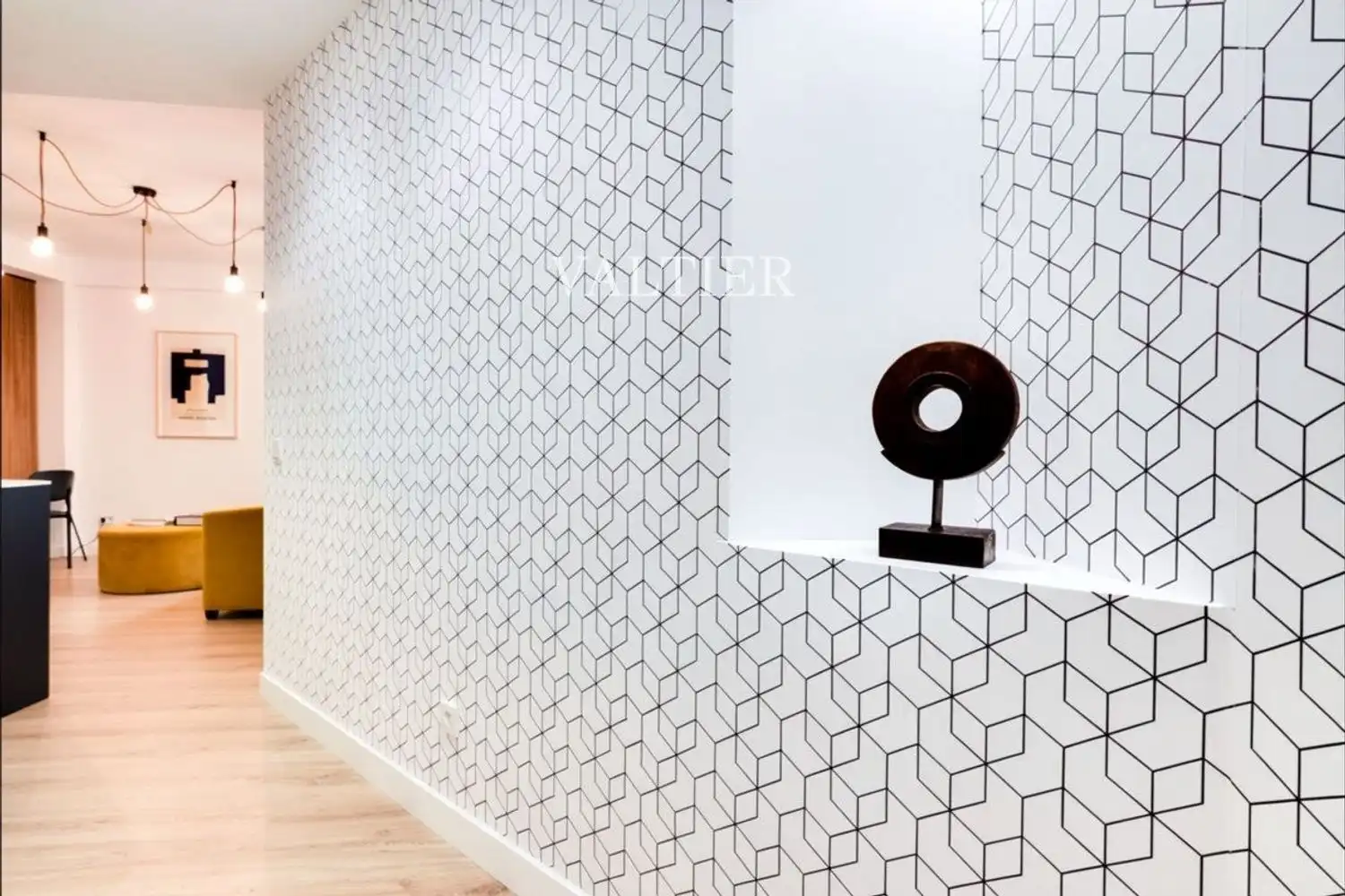 Flat for rent in Madrid  with Air Conditioner, Heating and Furnished