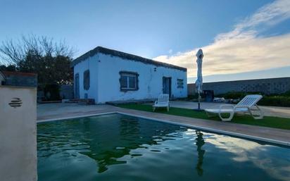 Swimming pool of House or chalet for sale in Chiclana de la Frontera