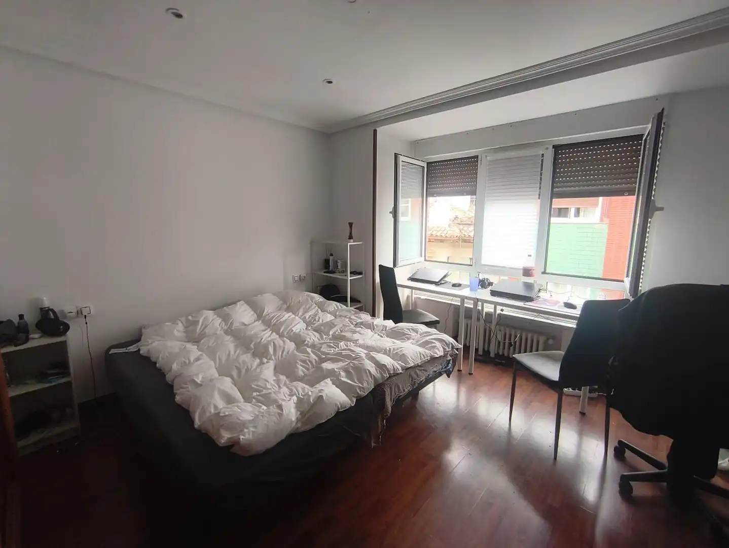 Habitación de Piso en venta en Oviedo  con Calefacción, Parquet y Amueblado