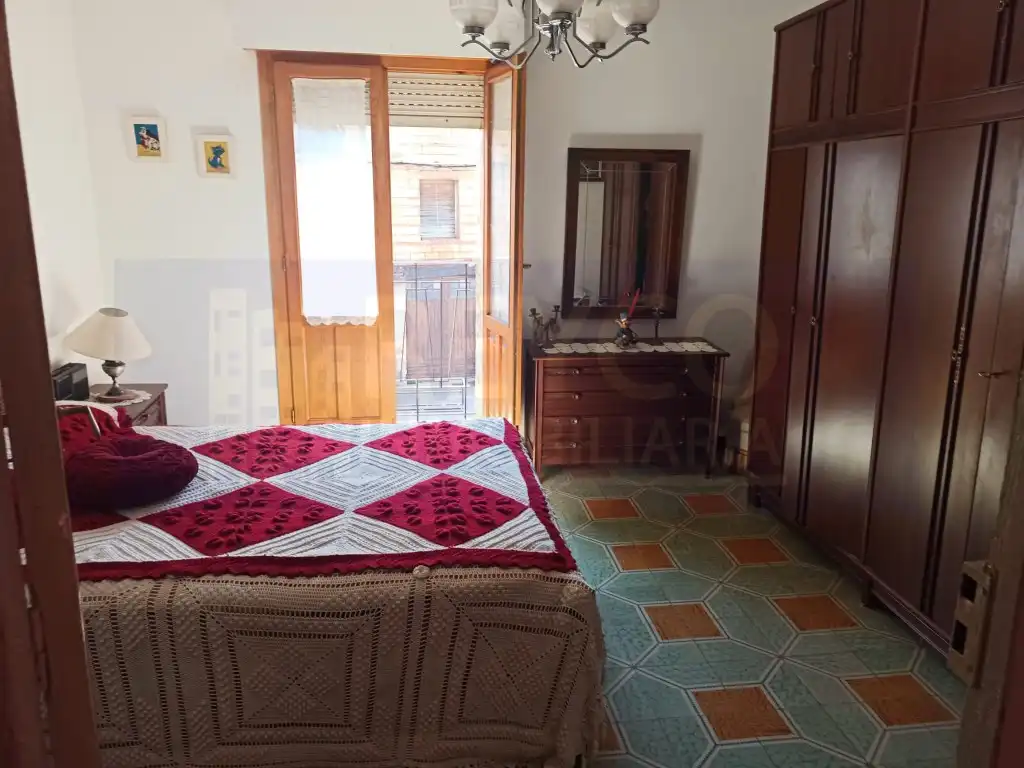 Habitación de Casa o chalet en venta en Santa Coloma