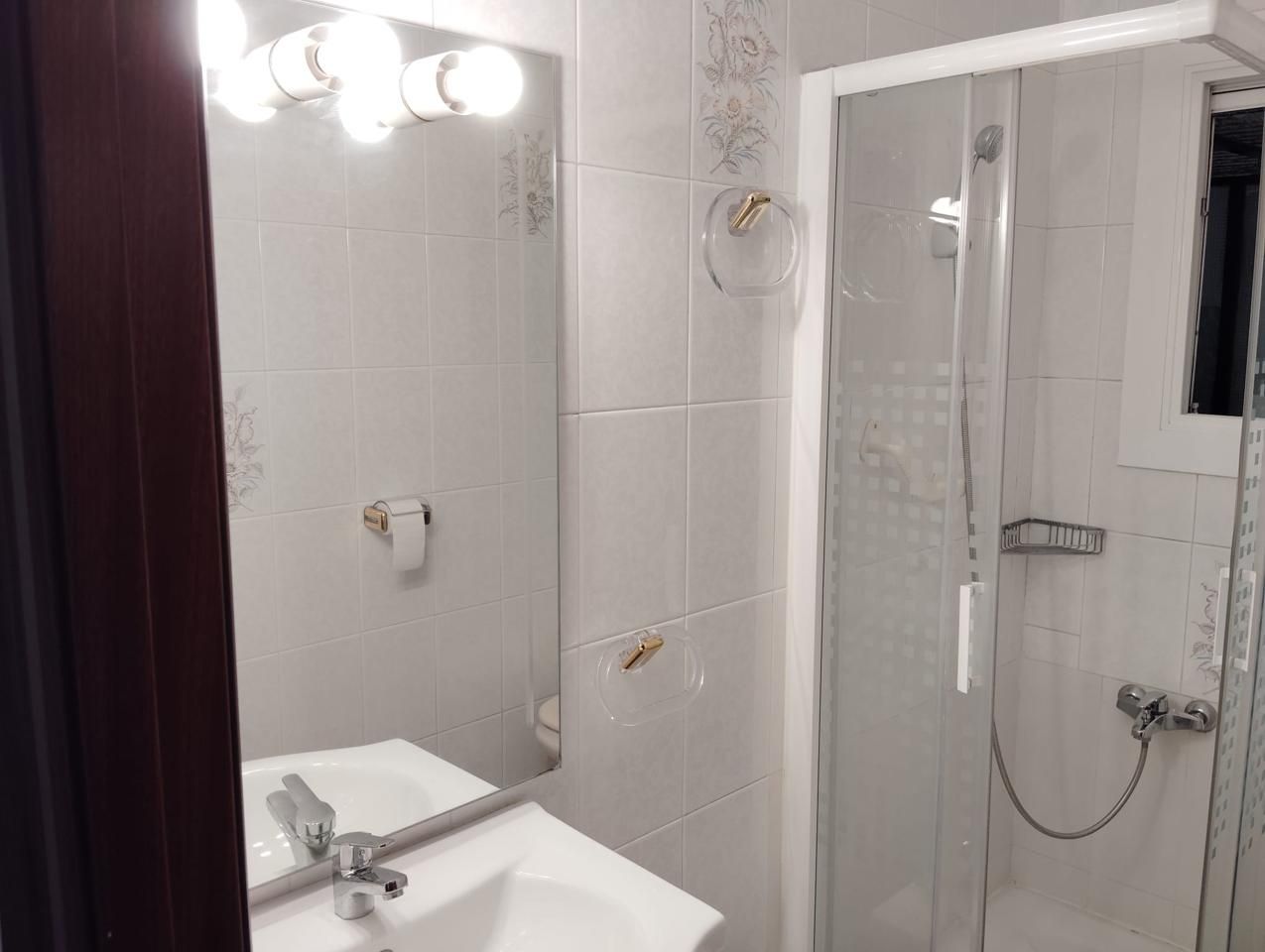 Bathroom of Flat for sale in Manresa  with Heating and Terrace