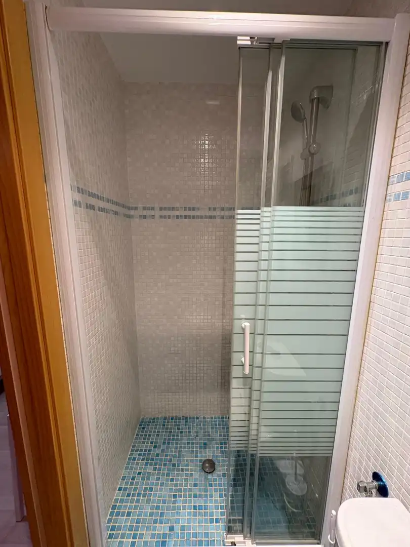 Badezimmer von Wohnung zum Verkauf in Castellón de la Plana / Castelló de la Plana mit Klimaanlage, Heizung und Möbliert