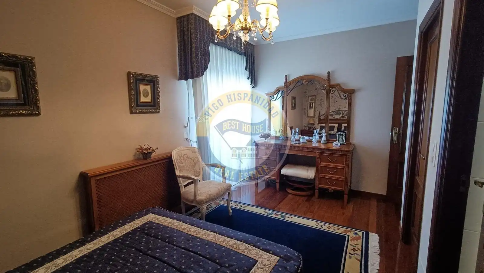 Habitación de Casa adosada en venta en Vigo  con Calefacción, Terraza y Trastero