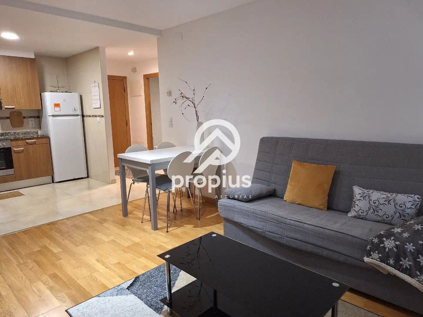 Living room of Flat for sale in Parres  with Heating, Storage room and Furnished