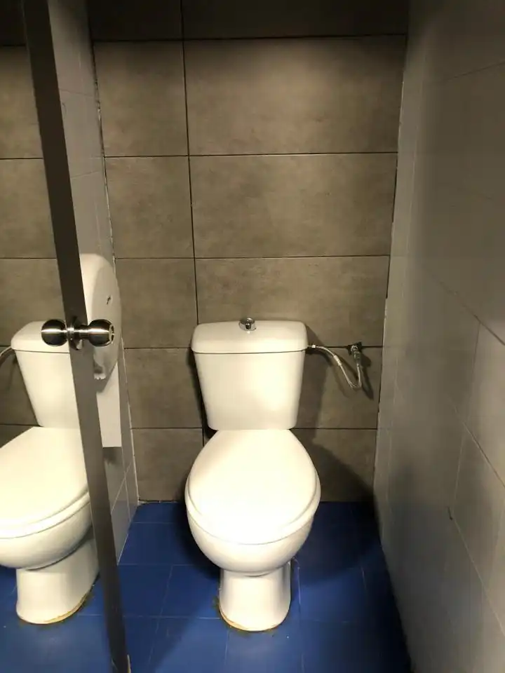Bany de Local en venda en Montcada i Reixac amb Aire condicionat