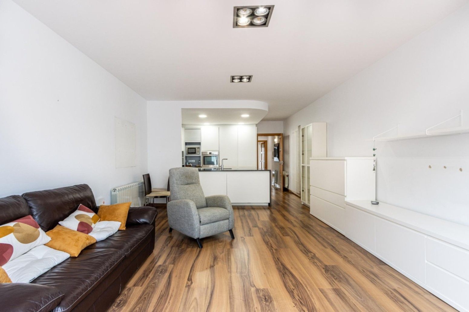 Sala d'estar de Casa adosada en venda en Terrassa amb Aire condicionat, Calefacció i Parquet