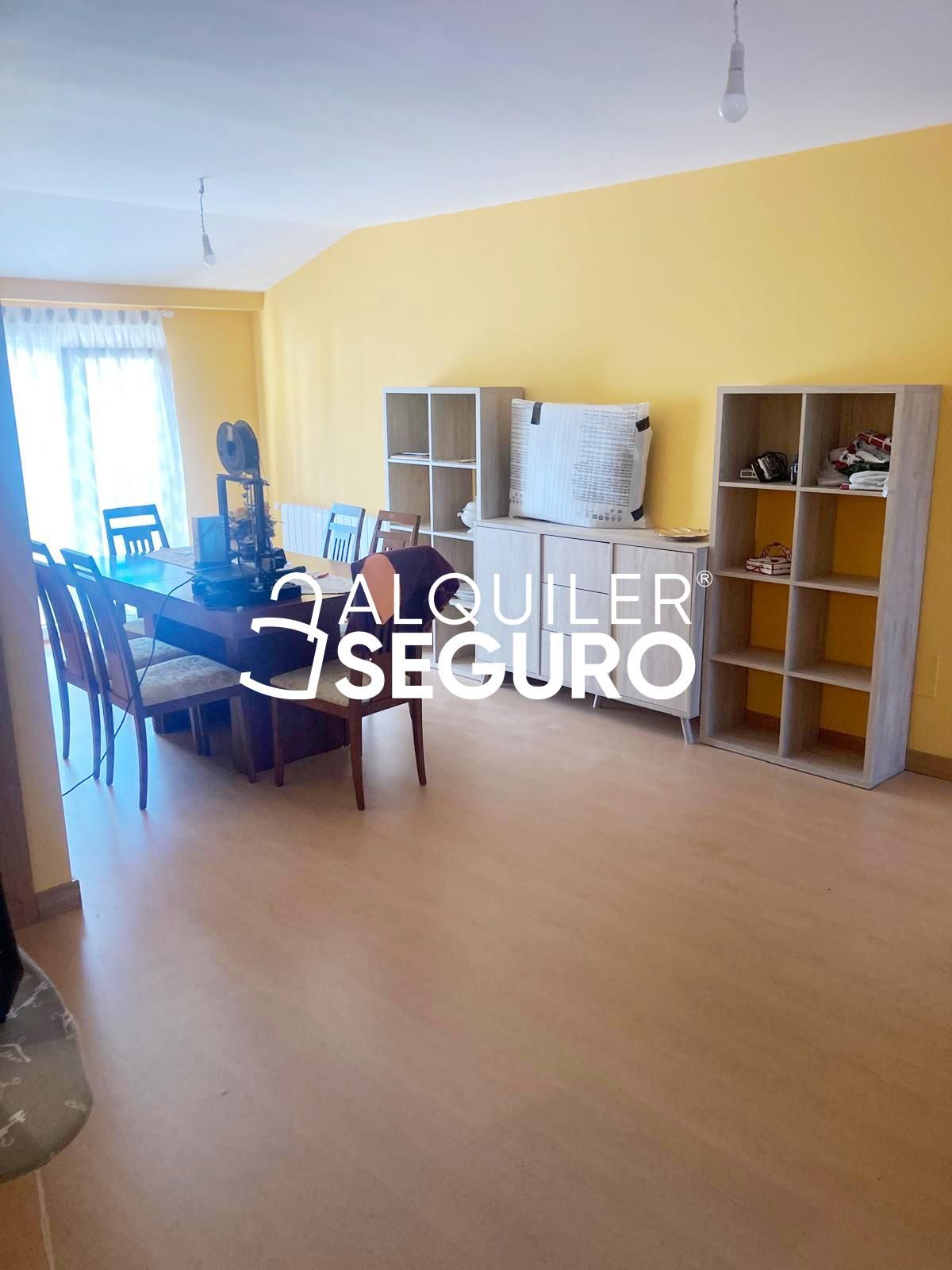 Dormitori de Casa o xalet de lloguer en Torrecilla del Monte amb Calefacció i Moblat