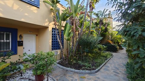 Foto 5 de Casa adosada en venta en Calle Ana de Austria-pepina Nor, Puerto Banús, Marbella