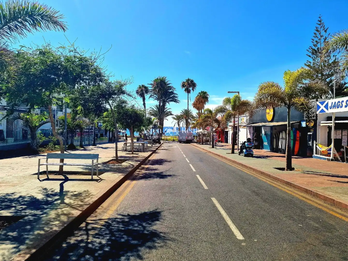Local comercial en traspaso en Playa de las Américas
