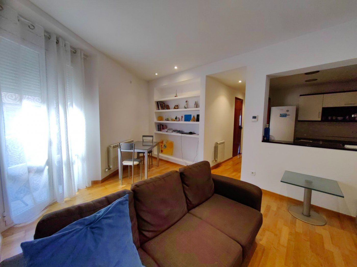 Living room of Flat to rent in Manresa  with Heating and Parquet flooring