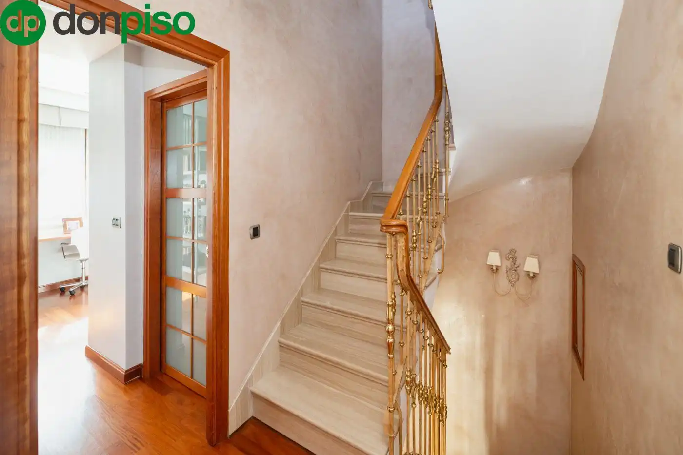 Houses for sale in Granada  with Air Conditioner, Heating and Terrace
