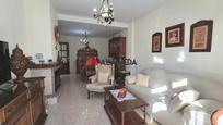 Living room of Single-family semi-detached for sale in Chiclana de la Frontera  with Heating, Private garden and Terrace