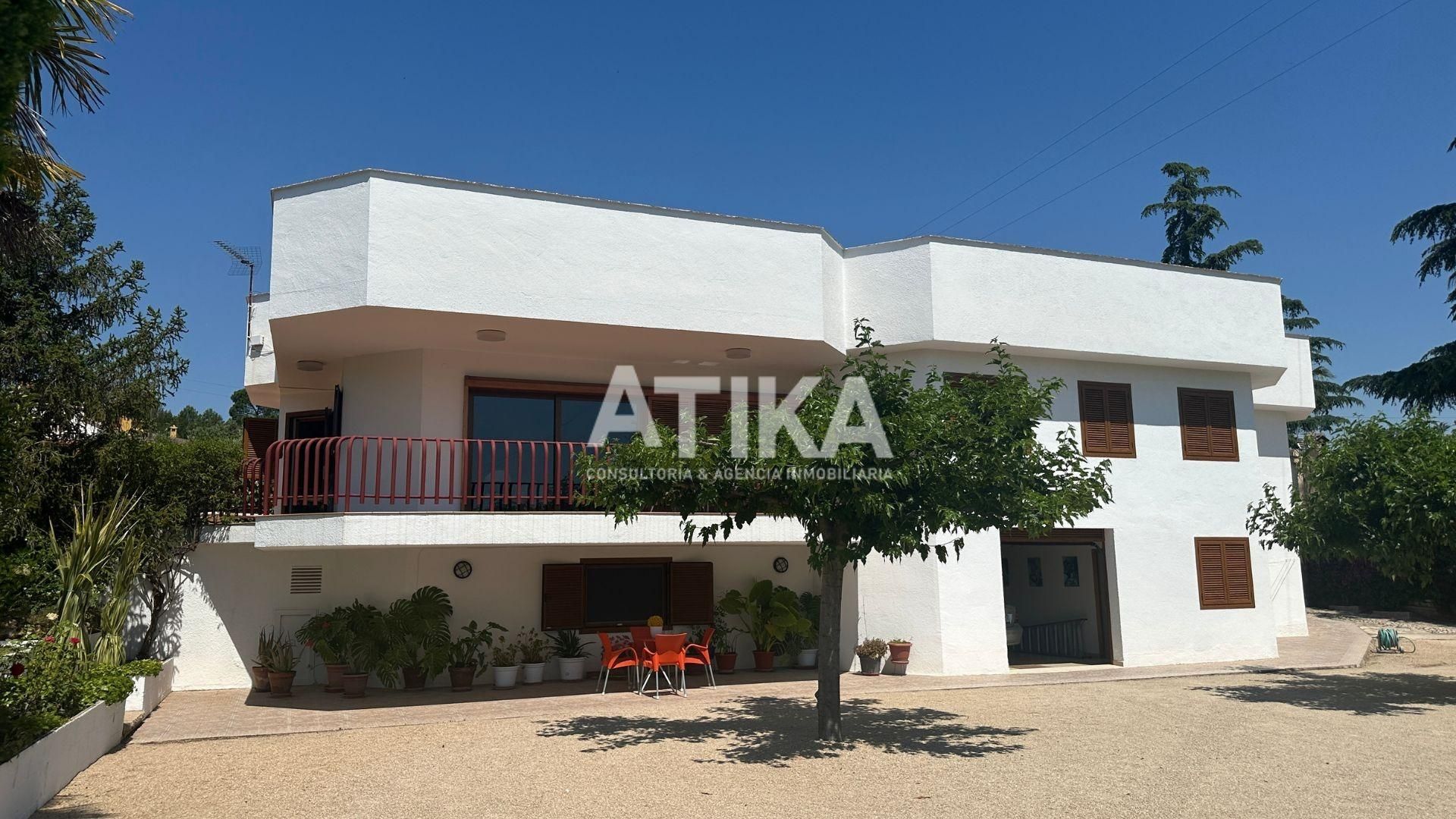 Vista exterior de Casa o xalet en venda en Ontinyent amb Aire condicionat, Calefacció i Jardí privat