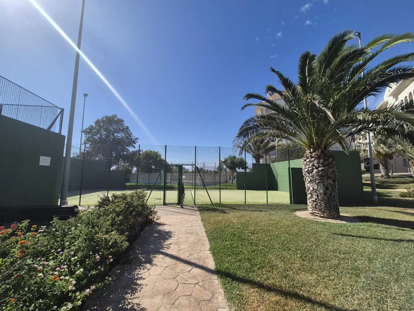Aparcament de Apartament en venda en El Ejido amb Aire condicionat, Terrassa i Moblat
