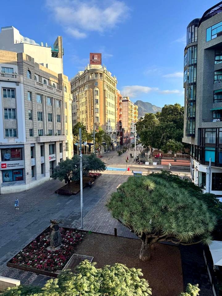 Vista exterior de Pis en venda en  Santa Cruz de Tenerife Capital amb Aire condicionat i Balcó