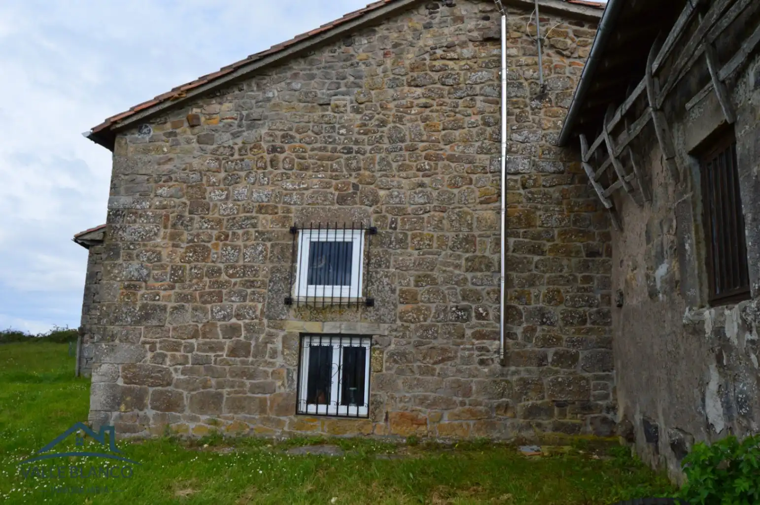 Vista exterior de Casa o xalet en venda en Valdeprado del Río