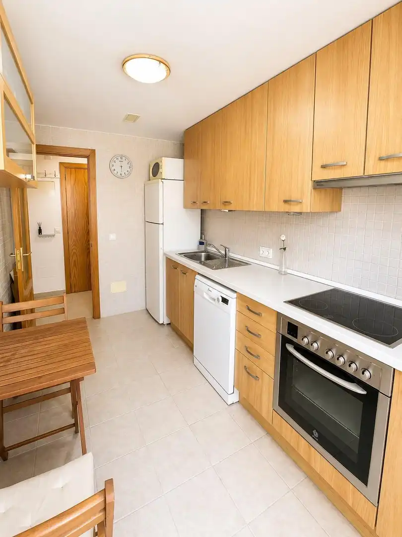 Cuina de Apartament de lloguer en  Palma de Mallorca amb Aire condicionat, Calefacció i Terrassa