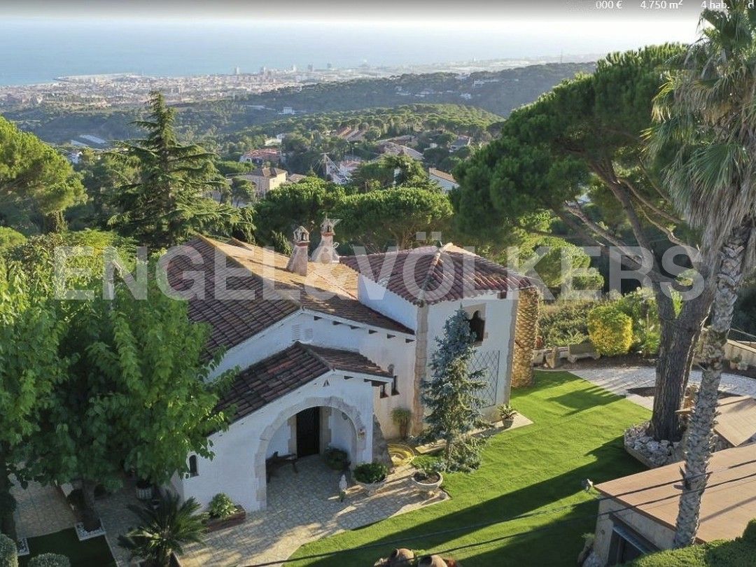 Vista exterior de Casa o chalet en venta en Mataró con Calefacción, Jardín privado y Terraza