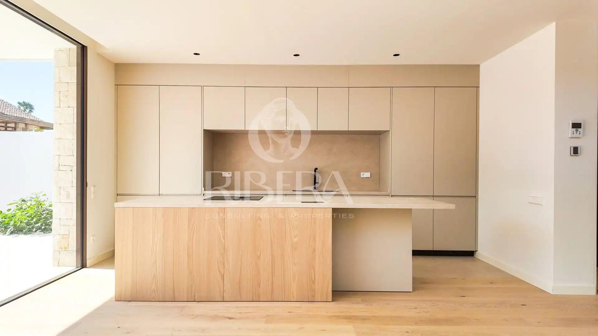 Cocina de Casa o chalet en venta en L'Eliana con Aire acondicionado, Calefacción y Jardín privado