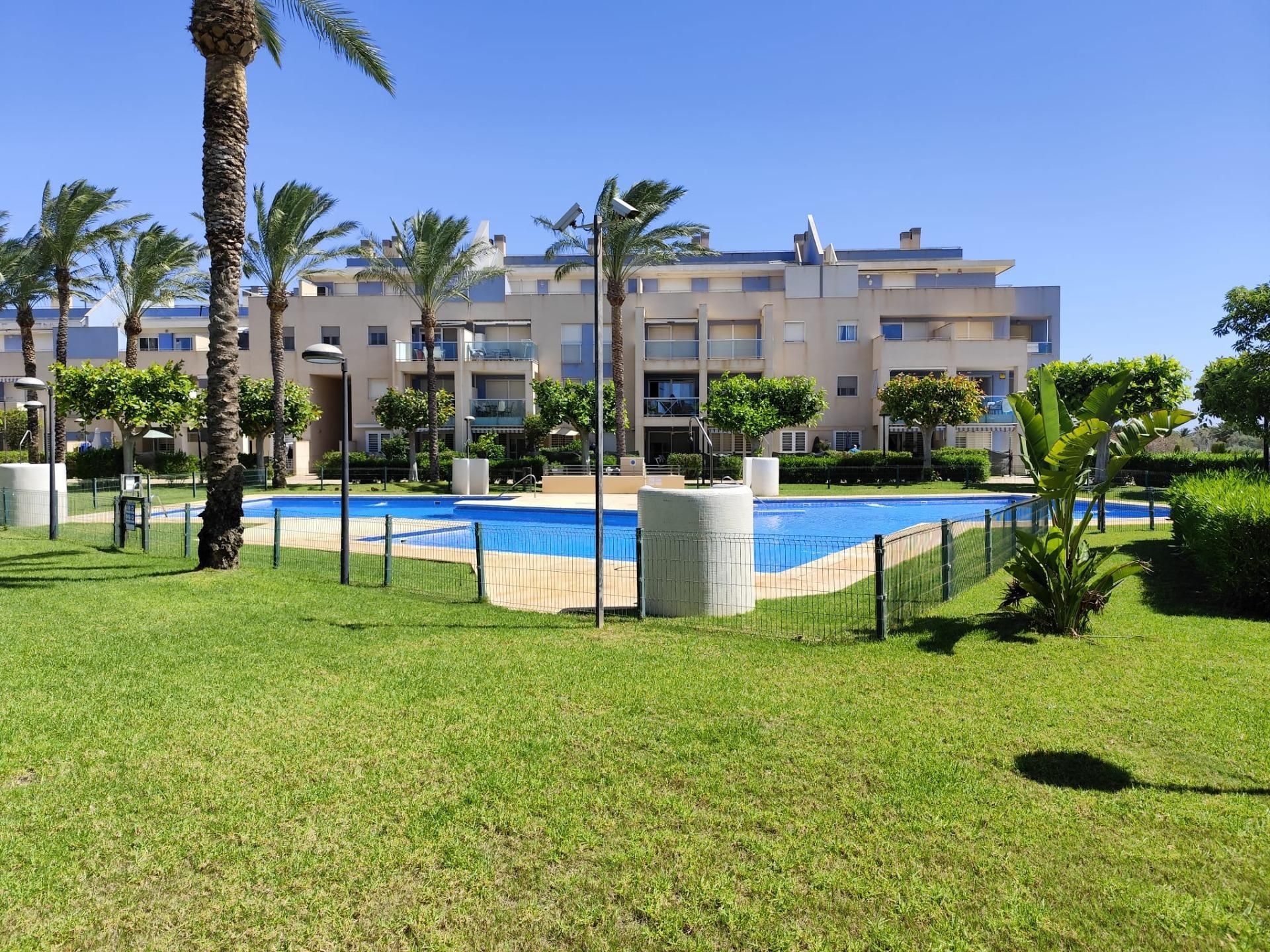 Swimming pool of Flat to rent in Roquetas de Mar  with Air Conditioner, Private garden and Terrace