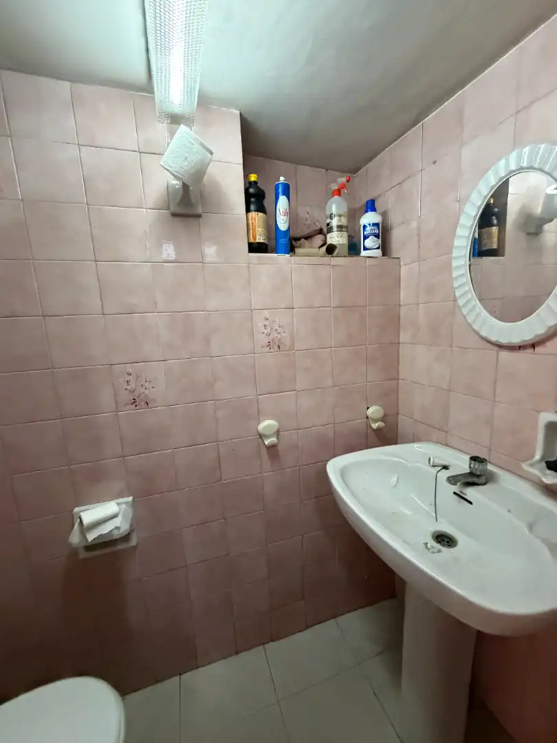 Bathroom of Houses for sale in Úbeda  with Air Conditioner, Heating and Storage room