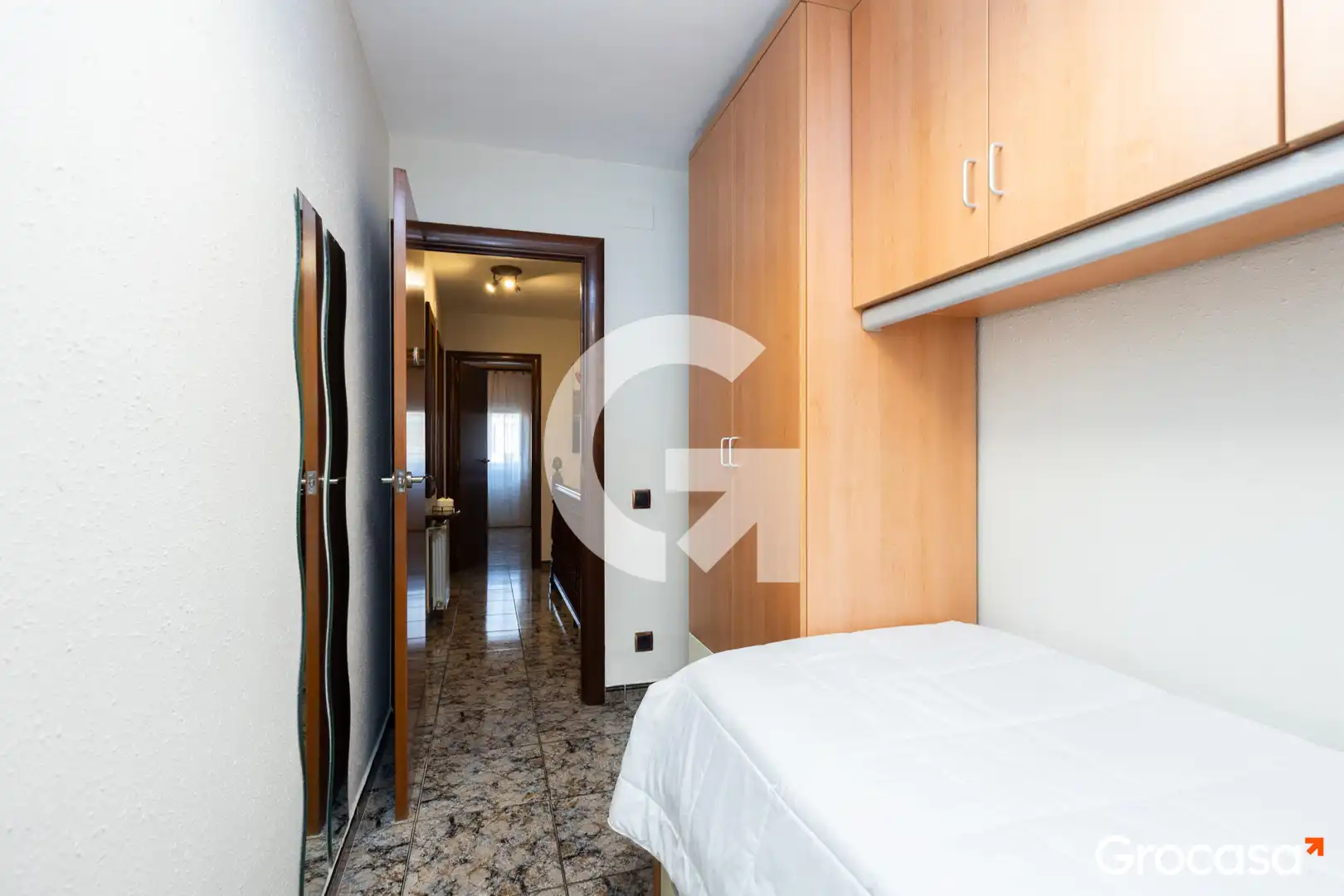 Habitación de Casa adosada en venta en Sant Vicenç Dels Horts con Aire acondicionado, Calefacción y Jardín privado