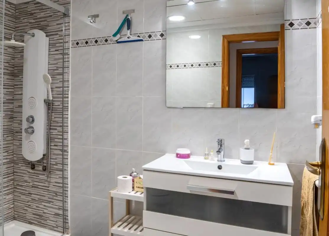 Flat with lift for sale in Avinguda de València, imagen 9