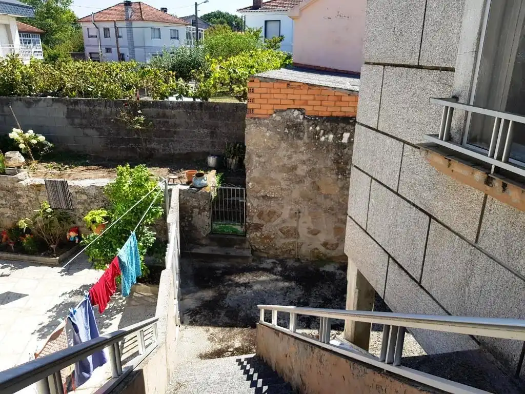 Vista exterior de Casa o xalet en venda en Ramirás amb Terrassa, Moblat i Balcó