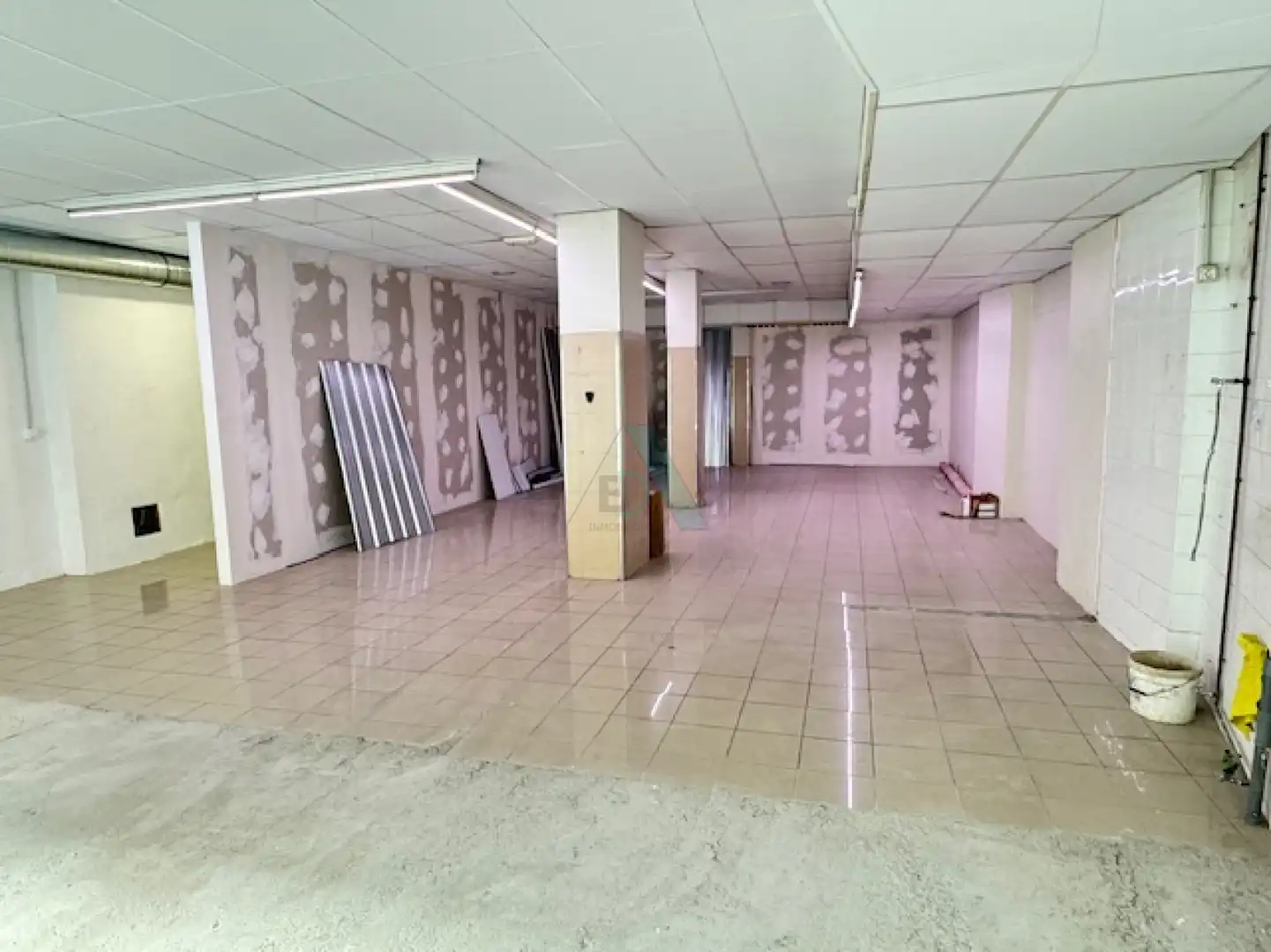 Business premises to rent in Llanes - Román Romano, imagen 6