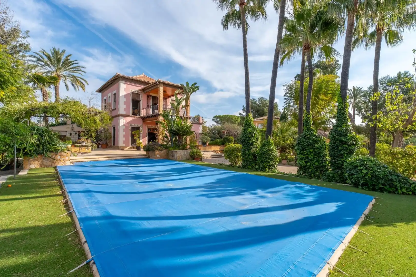 Piscina de Casa o chalet en venta en Elche / Elx con Aire acondicionado, Calefacción y Jardín privado