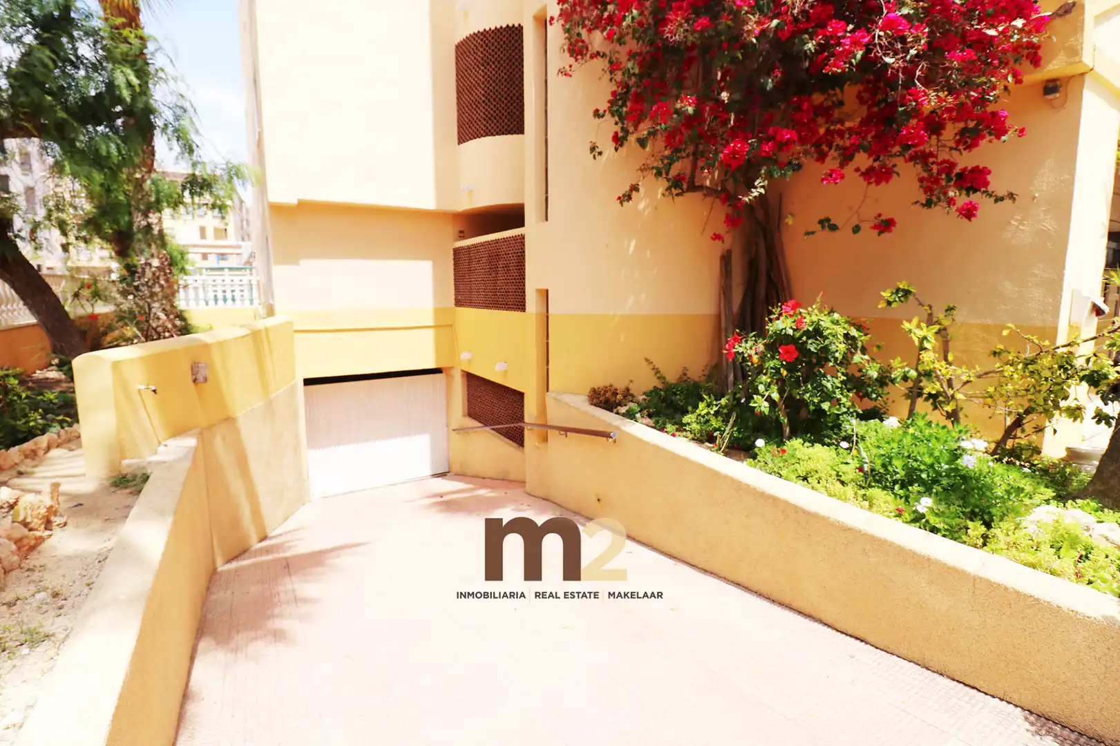 Exterior view of Garage for sale in Guardamar del Segura