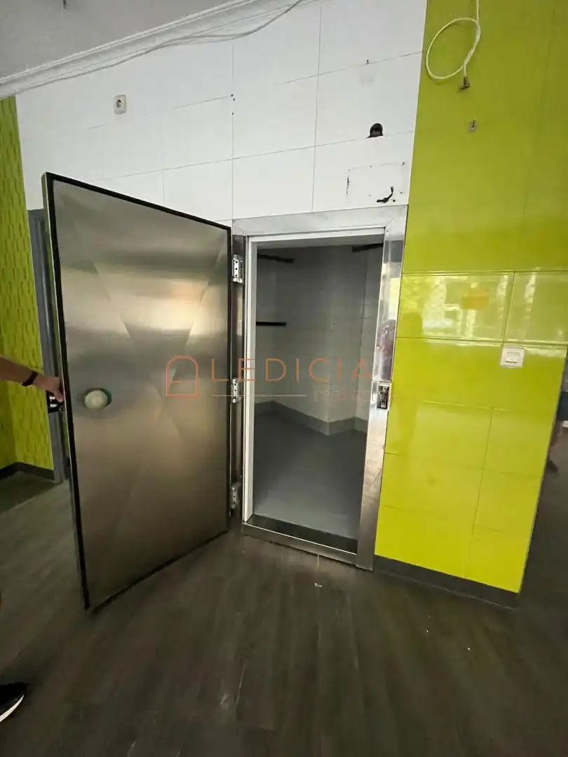 Local comercial de lloguer a Centro Urbano, imagen 6