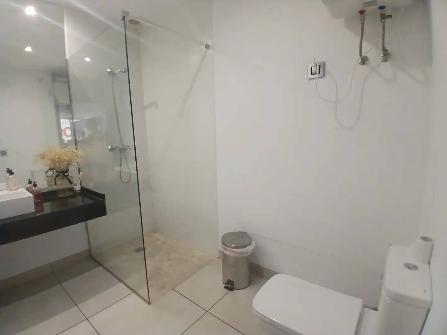 Baño de Oficina de alquiler en Villacañas con Aire acondicionado, Calefacción y Amueblado