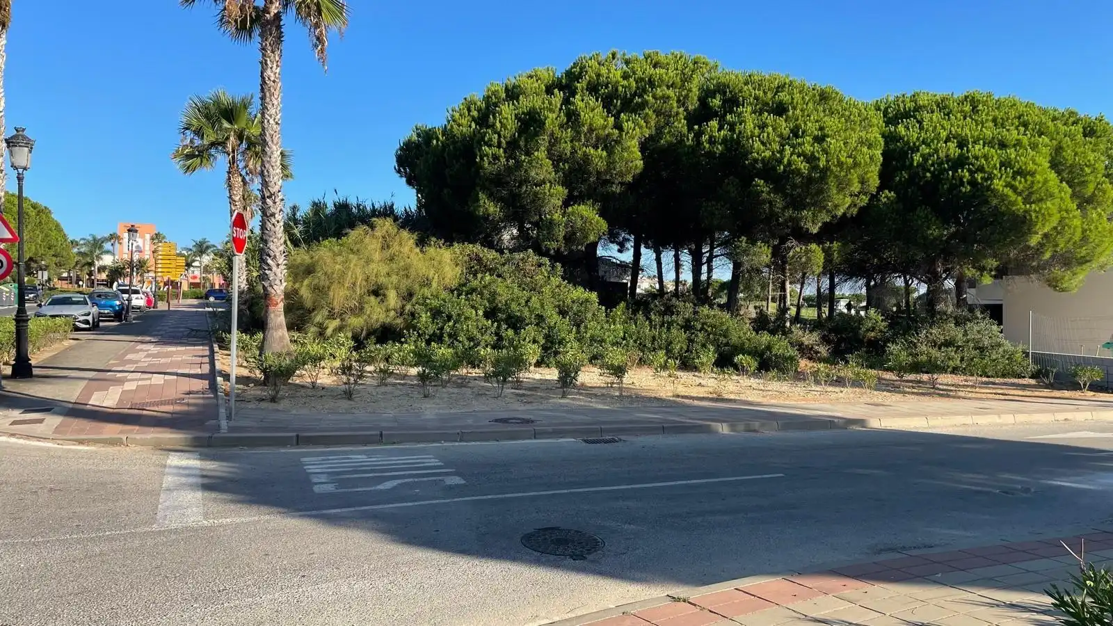 Residential land for sale in Novo Sancti Petri
