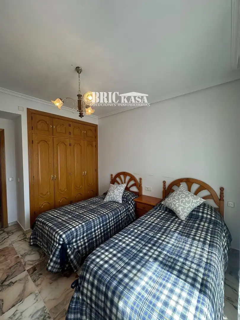 Bedroom of Flat for rent in Cáceres  with Air Conditioner, Heating and Terrace