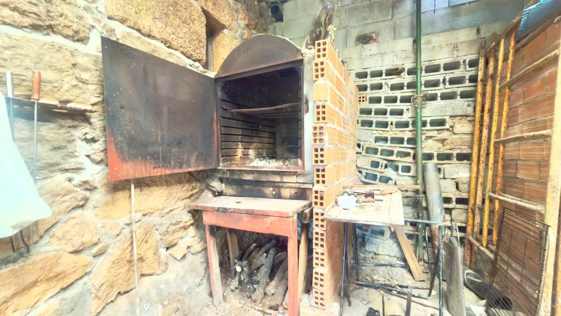 Finca rústica en venda en Castrelo de Miño amb Jardí privat, Terrassa i Moblat