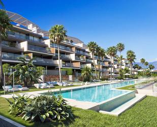 Piscina de Apartament en venda en Manilva amb Aire condicionat, Terrassa i Piscina