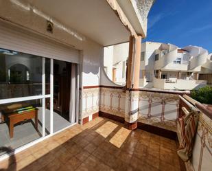 Vista exterior de Apartament de lloguer en  Almería Capital amb Piscina comunitària