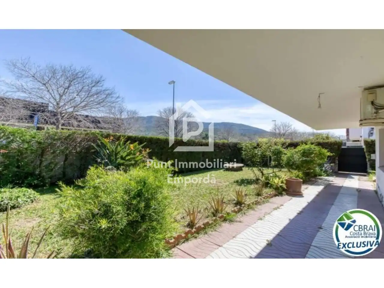 Casa amb jardí en venda a Calle Nuria, imagen 4