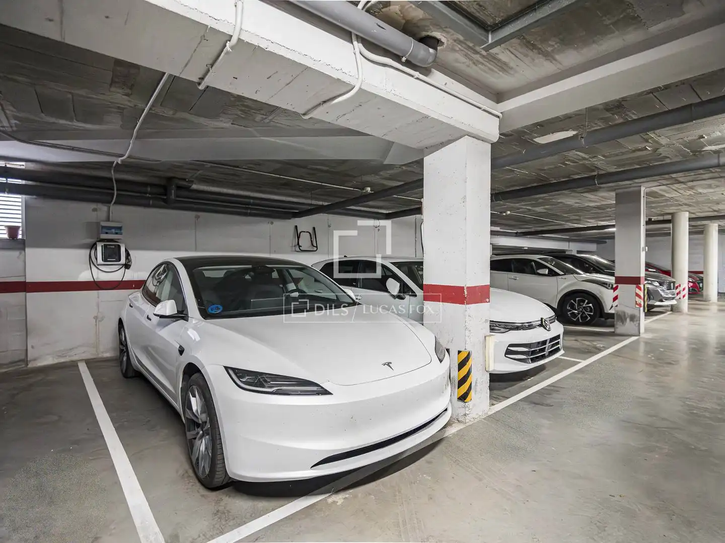 Parking of Flat for sale in Sant Cugat del Vallès  with Air Conditioner, Heating and Terrace
