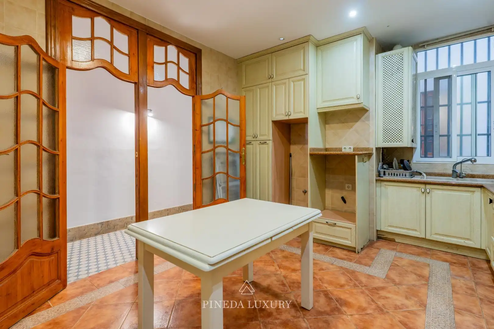 Küche von Wohnung zum Verkauf in Valencia mit Heizung und Balkon
