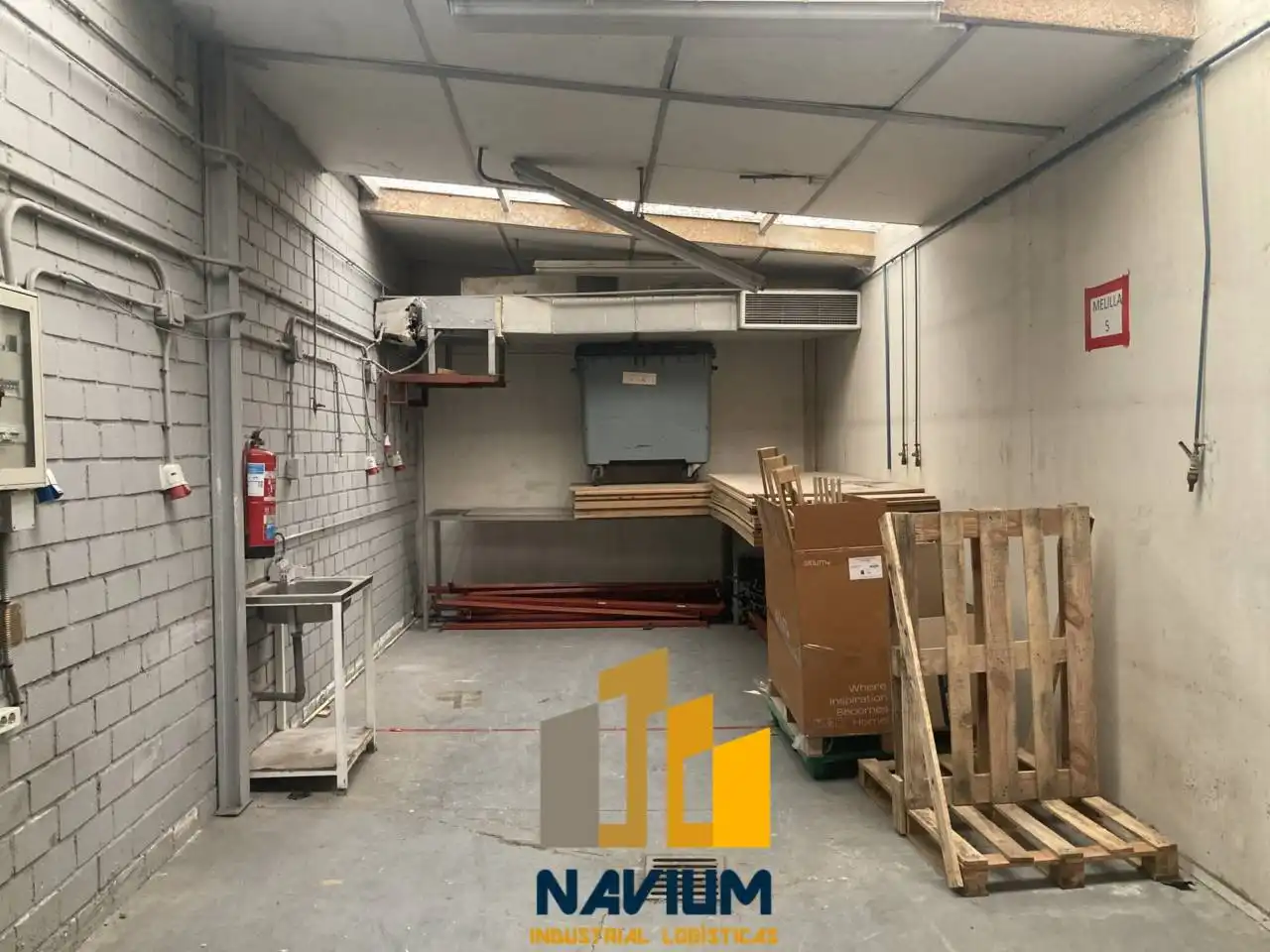 Industrial building to rent in Barrio de la Estación, imagen 4