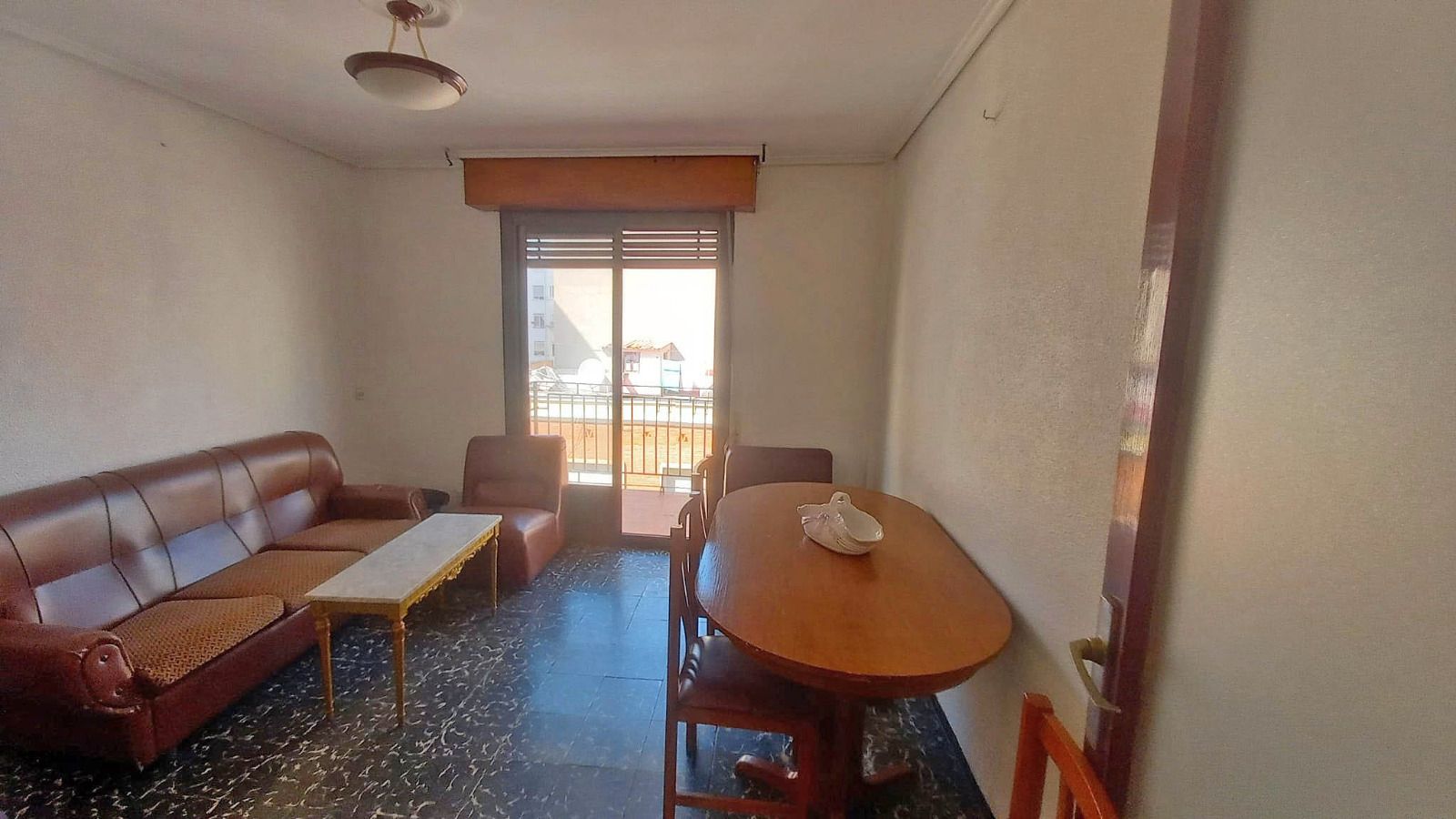 Habitación de Piso en venta en Castellón de la Plana / Castelló de la Plana con Amueblado y Balcón