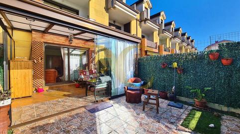 Foto 2 de Casa adosada en venta en Avenida de la Camocha, Vega, Gijón