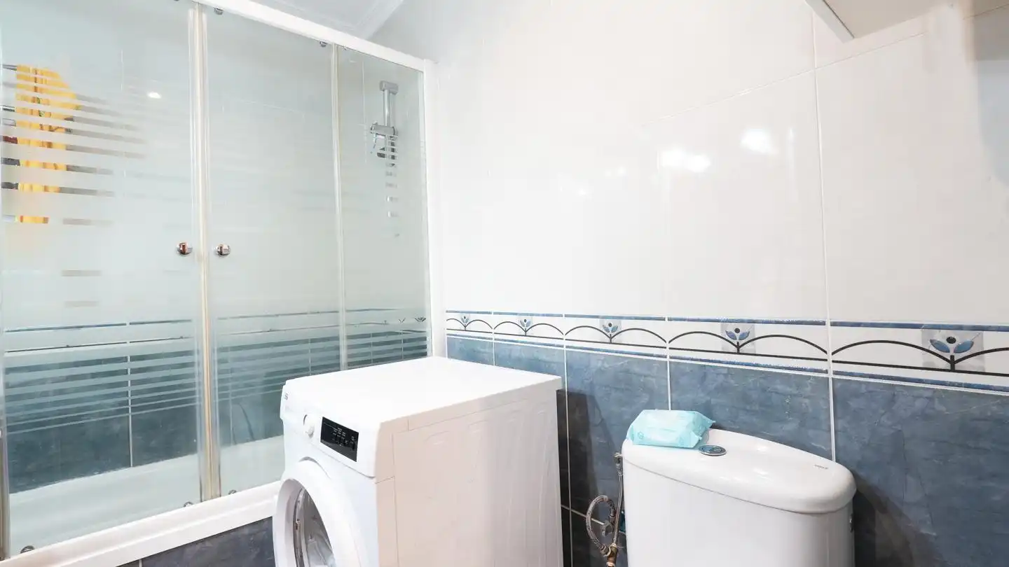 Bathroom of Flat for sale in El Vellón  with Heating