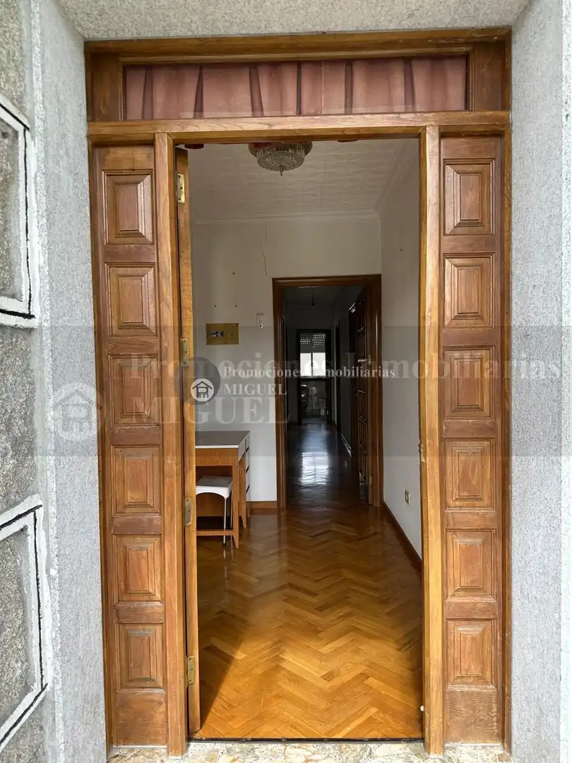 Chalet con jardín en venta en Verín, imagen 4